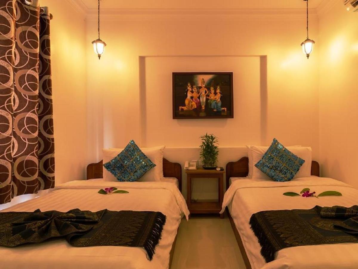 Plumeria Hotel & Spa Siem Reap Bagian luar foto