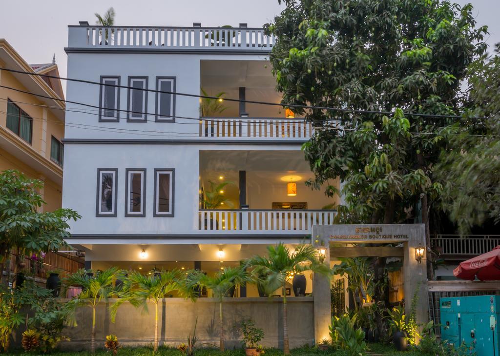 Plumeria Hotel & Spa Siem Reap Bagian luar foto